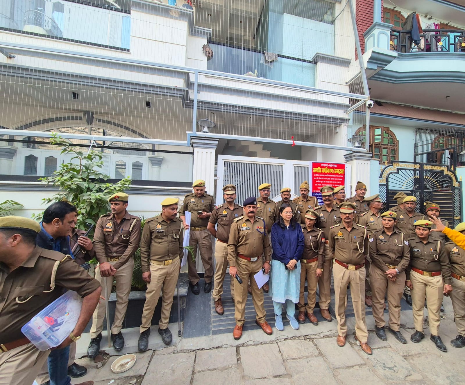 कफ सिरप तस्करी के मास्टरमाइंड की 25 करोड़ की संपत्ति कुर्क