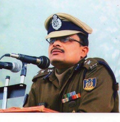 सीआरपीएफ के डीआईजी सुनीत कुमार राय को राष्ट्रपति पदक सम्मान