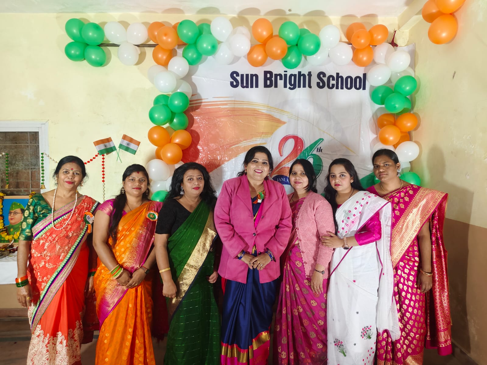 सन ब्राइट स्कूल में 77वें गणतंत्र दिवस का उत्साहपूर्ण आयोजन