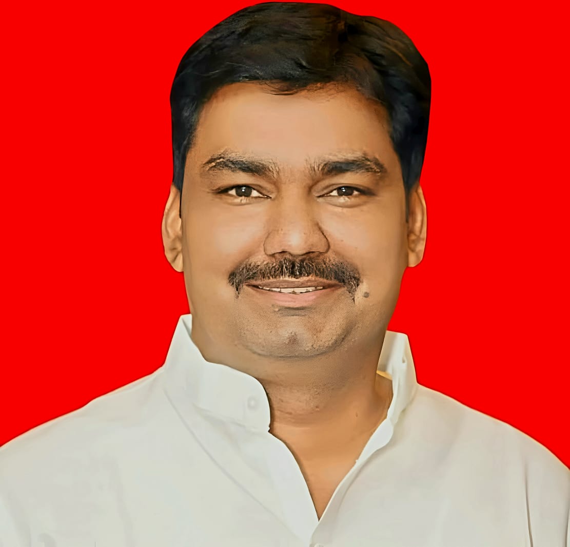 रामगढ़–शाहगंज मार्ग को स्टेट हाईवे बनाने पर सियासी घमासान, व्यापारियों के अस्तित्व पर संकट का आरोप