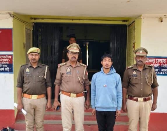 बभनी पुलिस ने पॉक्सो एक्ट के वांछित अभियुक्त को किया गिरफ्तार