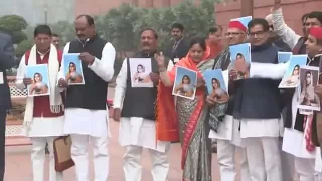 संसद तक पहुंचा मणिकर्णिका घाट पर अहिल्याबाई होलकर की प्रतिमा का तोड़फोड़ विवाद