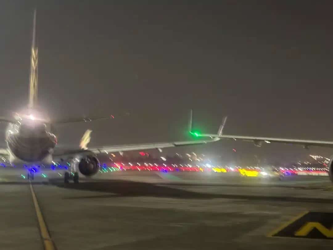 मुंबई एयरपोर्ट : एयर इंडिया और इंडिगो के विमानों के विंगटिप्स आपस में टकराए