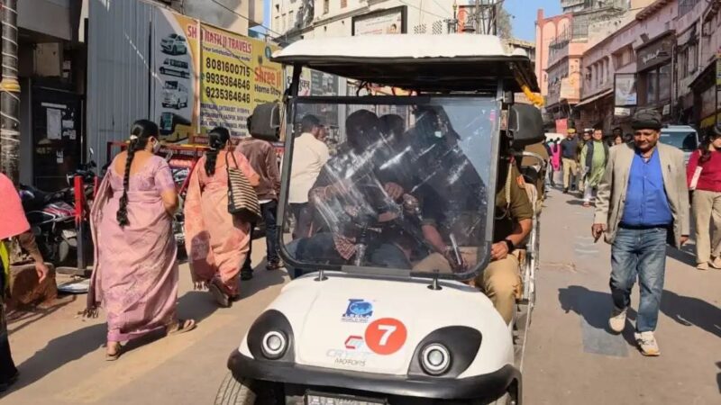 वाराणसी में महाशिवरात्रि की भव्य तैयारियां: लाखों भक्तों के लिए सुरक्षा और सुविधा पर जोर