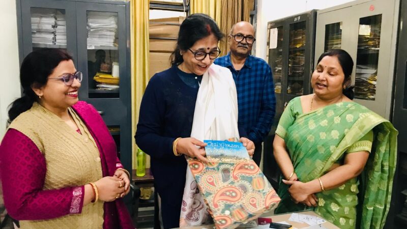 कार्यशाला में वेस्ट मटेरियल से निर्मित कलाकृतियों की प्रदर्शनी ने मोहा साभी का मन