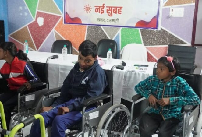 दिव्यांगजनों को आत्मनिर्भर बनाने की दिशा में  सीआरसी ने वितरित किए सहायक उपकरण