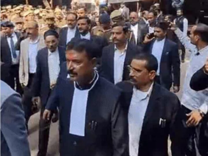 वाराणसी जिला न्यायालय को बम से उड़ाने की धमकी