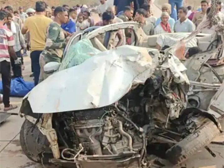 छत्तीसगढ़ सड़क दुर्घटना: CRPF के तीन जवानों समेत चार लोगों की मौत