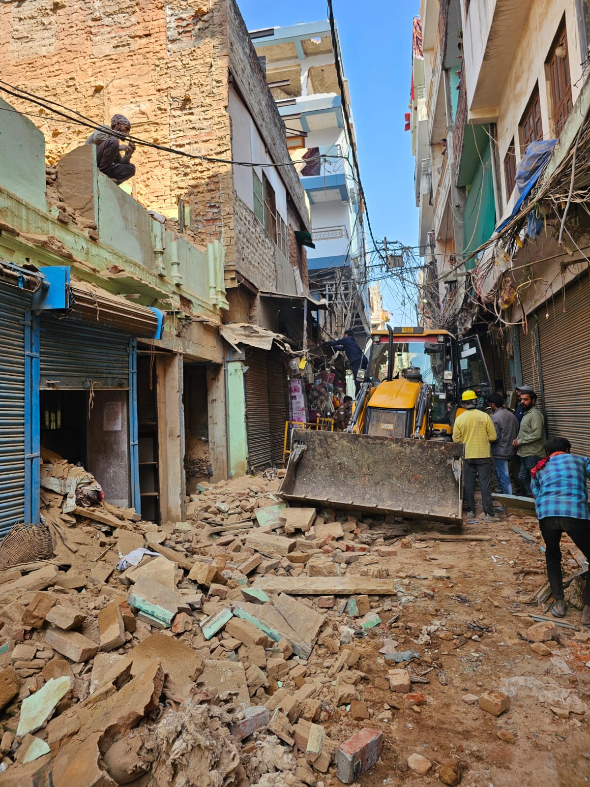 नया चौक–गुदड़ी बाजार में नगर निगम के नोटिस से हड़कंप, दुकानदारों ने जताई आपत्ति