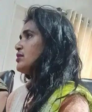 वाराणसी कोर्ट : जज के सामने महिला ने निकाला चाकू, मचा हड़कंप