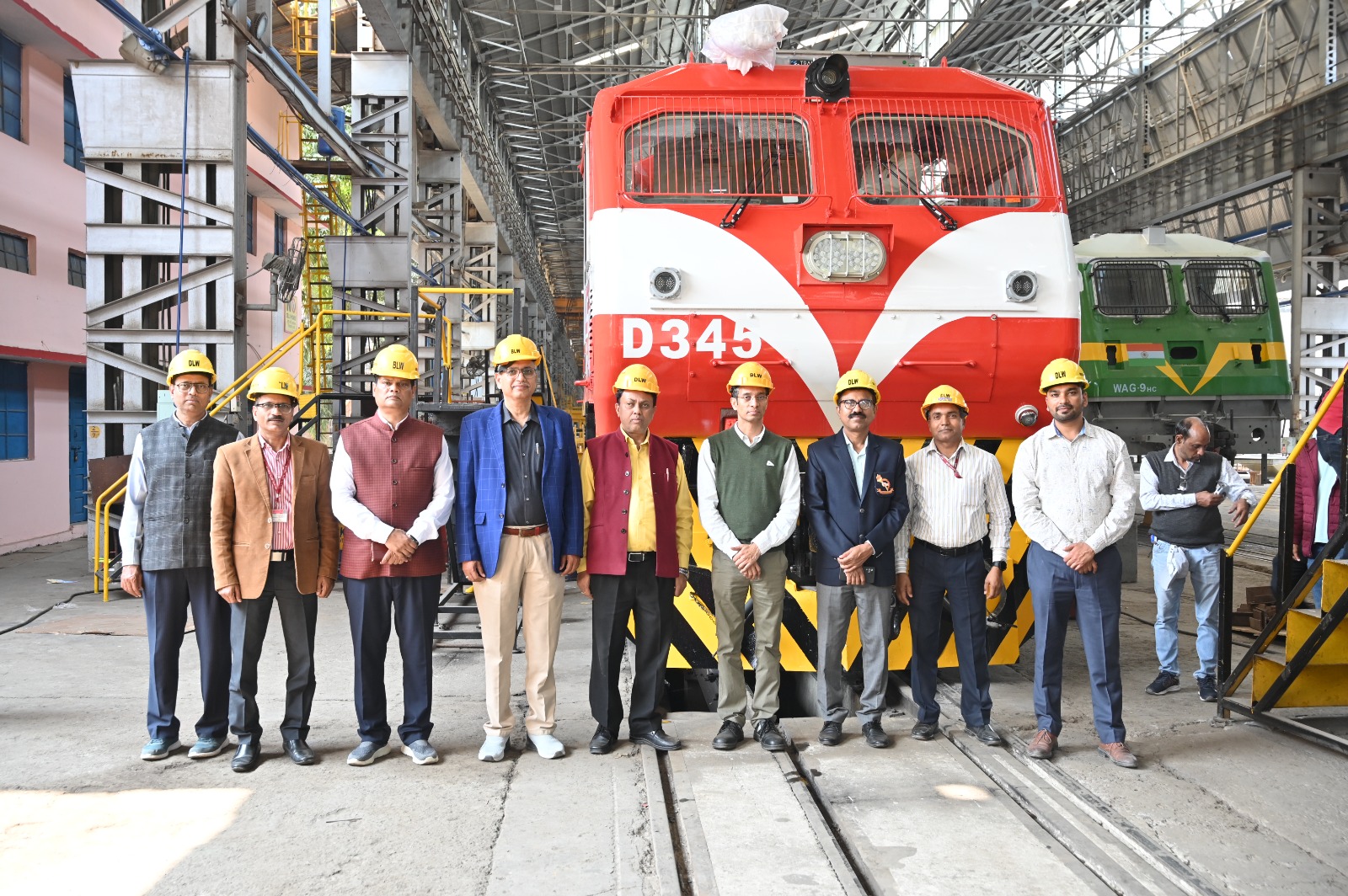 बनारस लोकोमोटिव वर्क्स ने मोजाम्बिक को रवाना किया 10वां स्वदेशी 3300 एचपी लोकोमोटिव