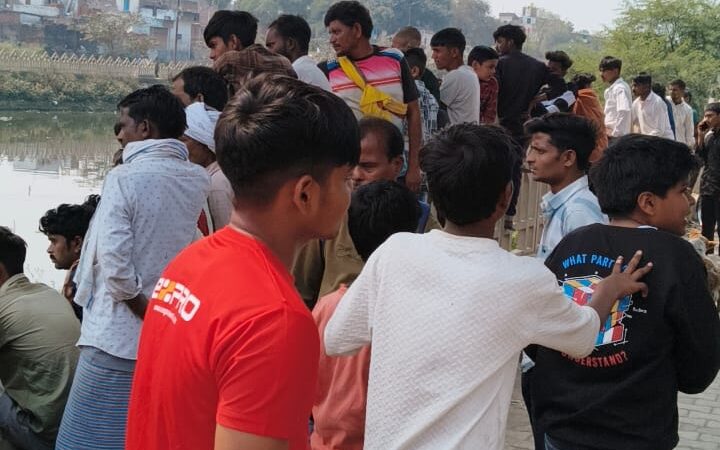 नक्खी घाट पर युवक ने लगाई नदी में छलांग, सर्च ऑपरेशन जारी