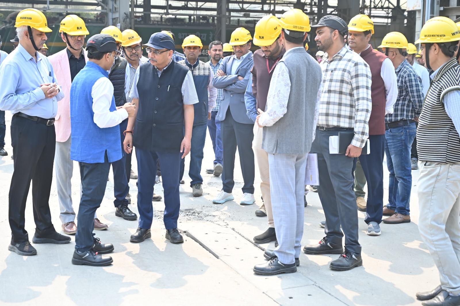 नए महाप्रबंधक ने बरेका की कार्यशालाओं का गहन निरीक्षण कर उत्पादन और गुणवत्ता सुधार के दिए निर्देश