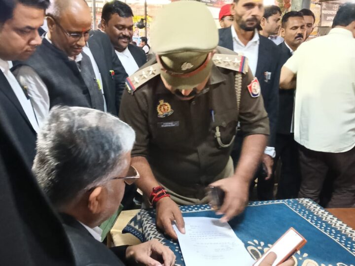 बनारस कोर्ट परिसर में एक बार फिर सुरक्षा व्यवस्था हाई अलर्ट पर