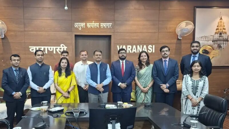 मंडलायुक्त ने आईआरटीएस प्रशिक्षु अधिकारियों से सुशासन और नवाचार पर दिया जोर