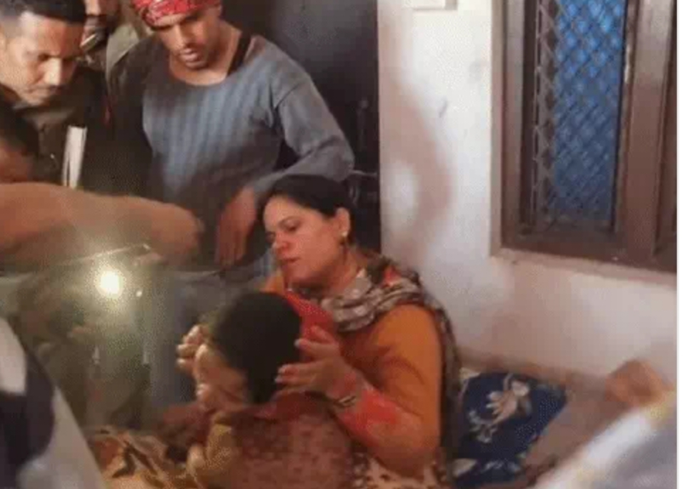 भिखारी बनकर घर में घुसे बदमाशों ने 20 लाख के जेवर लूटे