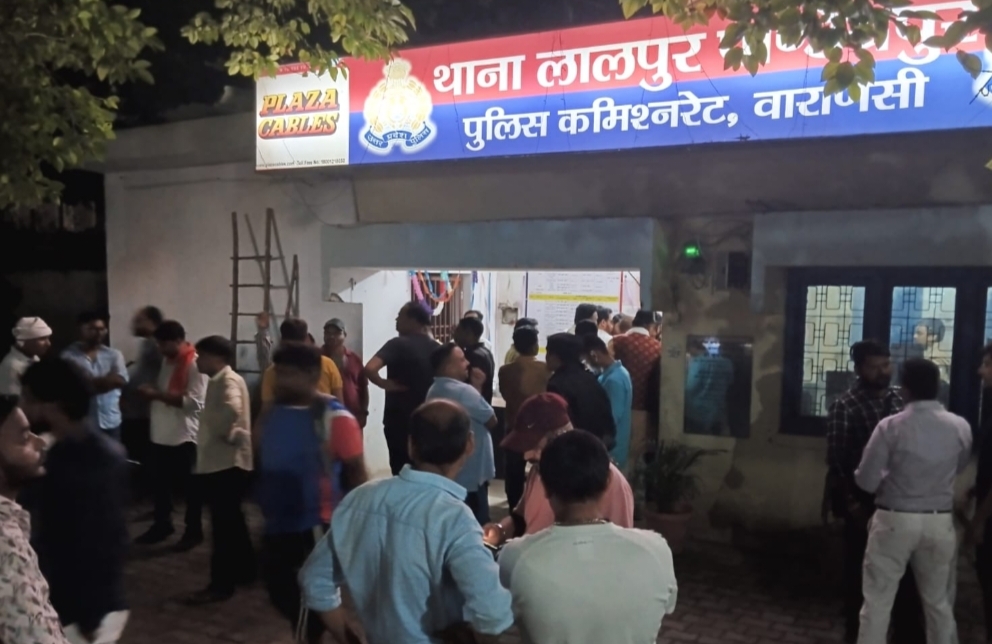 लमही में दिनदहाड़े लाखों की चोरी: चोर ने सास-बहू के सोते वक्त घर लूटा