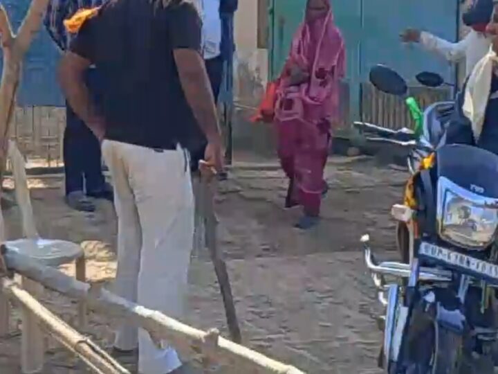 कैथी में महाशिवरात्रि पर पार्किंग को लेकर हंगामा: मार्कंडेय महादेव मंदिर में श्रद्धालुओं से अवैध वसूली का आरोप, पुलिस जांच में जुटी