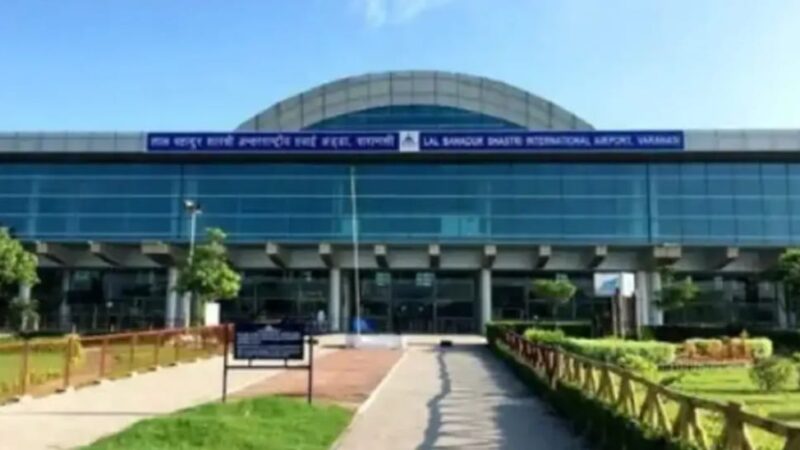 वाराणसी एयरपोर्ट पर 25 करोड़ का हाइड्रोपोनिक गांजा बरामद: बैंकॉक से आए तीन यात्रियों को गिरफ्तार किया गया