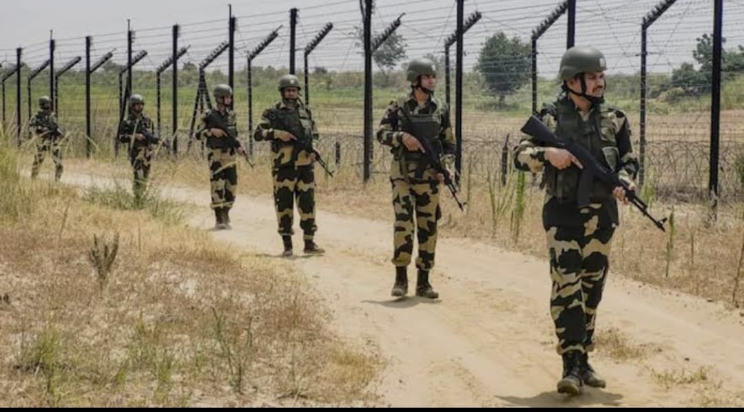 पंजाब बॉर्डर : पाकिस्तानी घुसपैठिया ढेर, हेरोइन तस्करी की कोशिश नाकाम