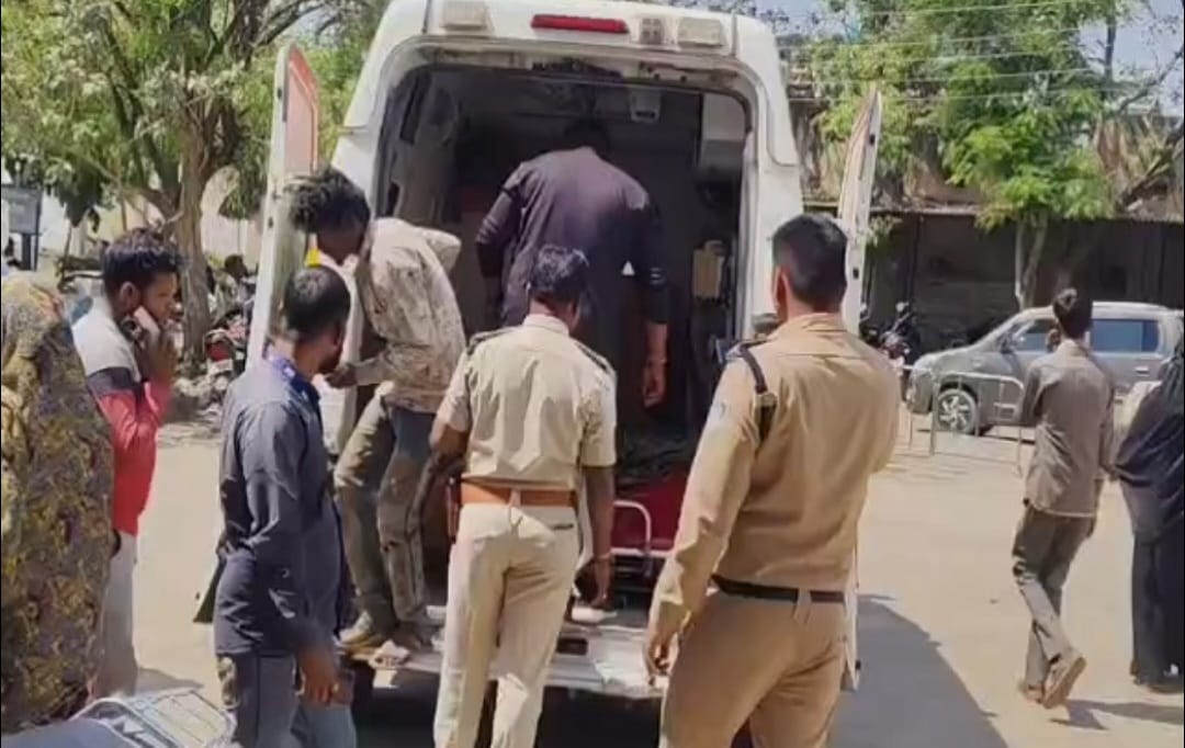 खरगोन : मां ने तीन मासूम बच्चों को कुएं में फेंका, खुद बच निकली