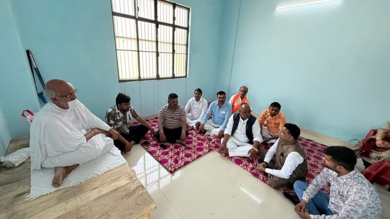 जैन मुनि मणिभद्र महाराज का राजातालाब में भव्य स्वागत