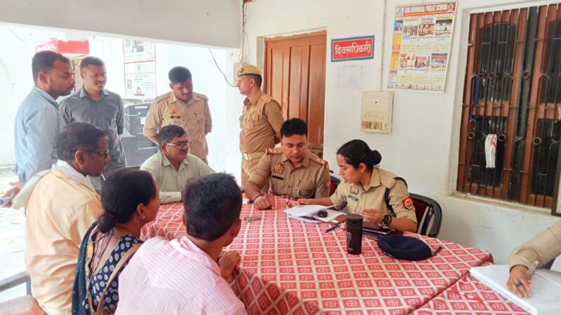 समाधान दिवस पर ट्रेनी आईपीएस ने की सुनवाई