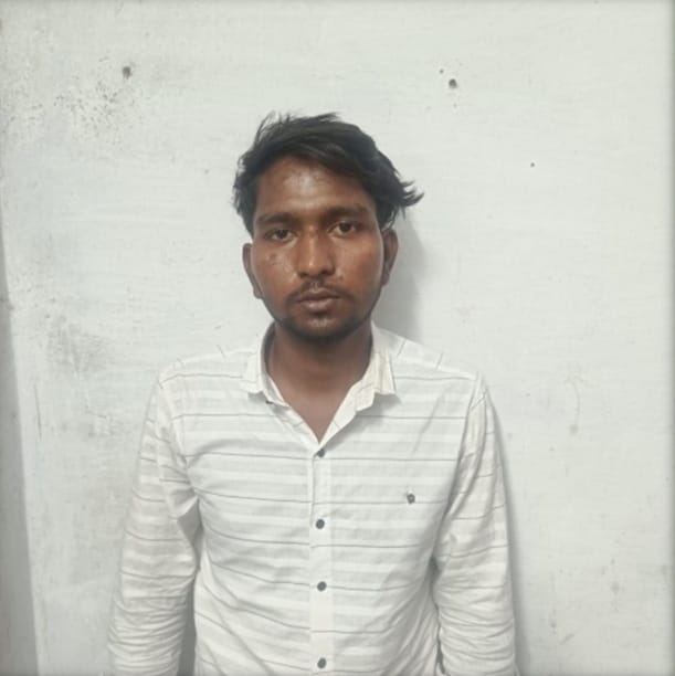 सोनभद्र पुलिस ने शातिर फरार आरोपी पर कसा शिकंजा,  25 हजार का इनाम घोषित