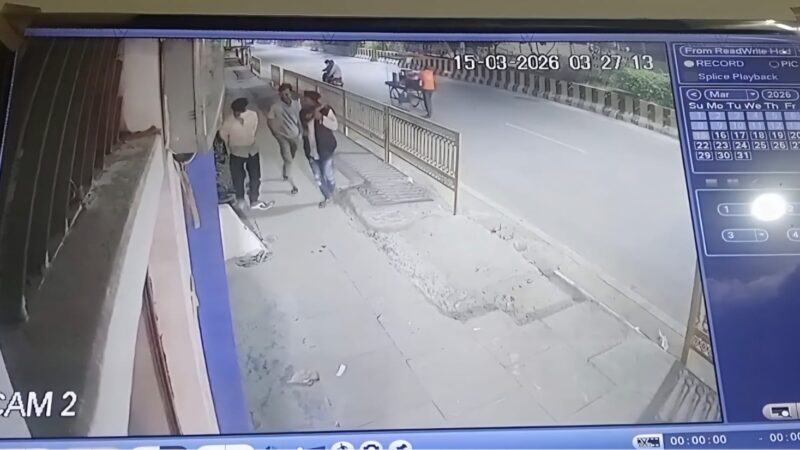 लहरतारा में पैथोलॉजी सेंटर का ताला तोड़कर चोरी का प्रयास