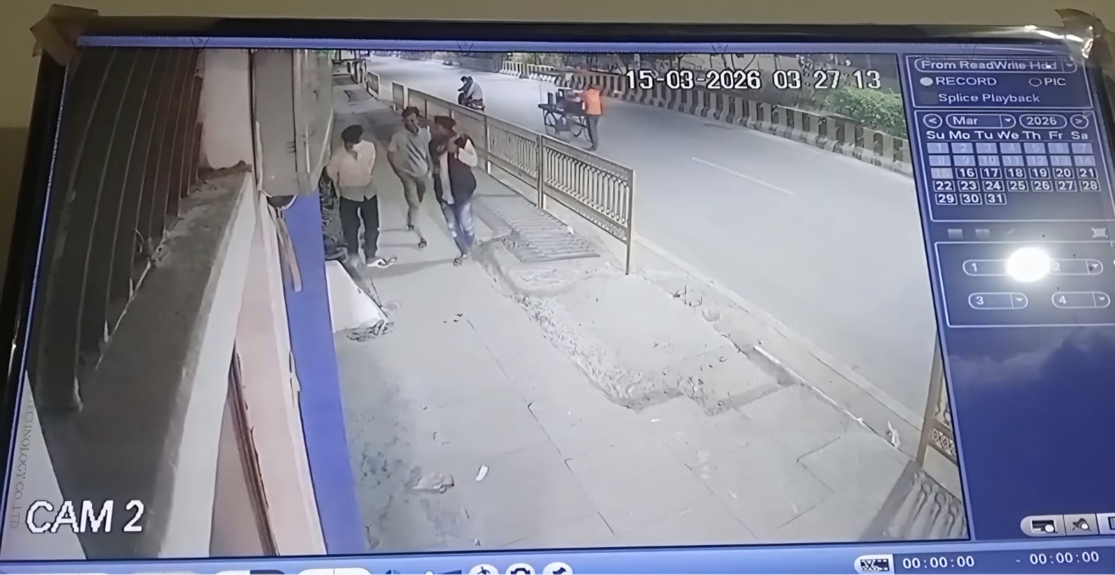 लहरतारा में पैथोलॉजी सेंटर का ताला तोड़कर चोरी का प्रयास