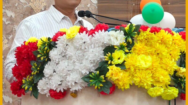 मंडलायुक्त ने कमिश्नरी बार एसोसिएशन के नवनिर्वाचित पदाधिकारियों को दिलाई शपथ