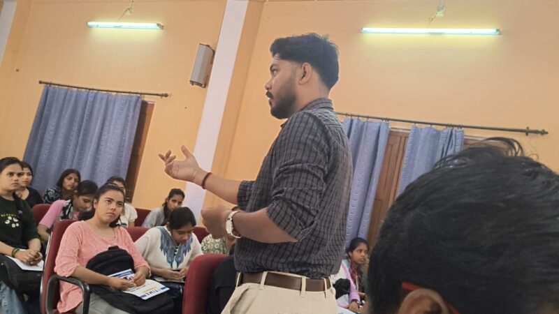 हरिश्चन्द्र स्नातकोत्तर महाविद्यालय में “करियर जागरूकता कार्यक्रम” संपन्न