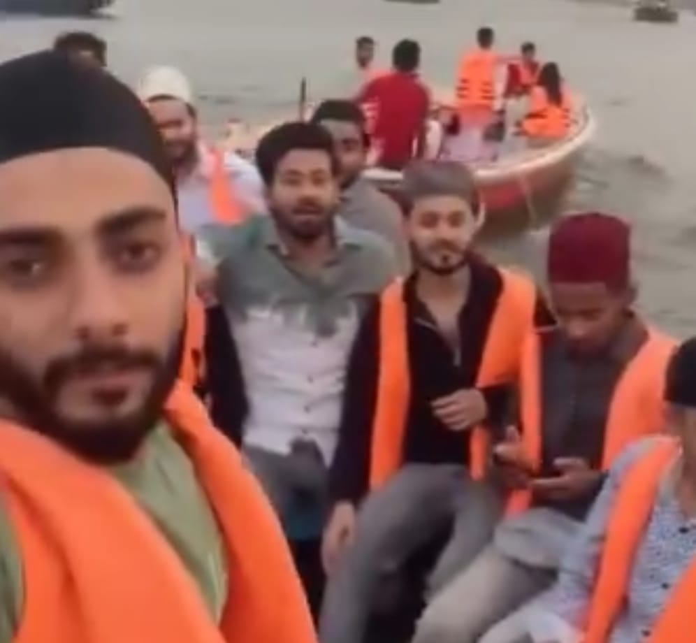 काशी में इफ्तार विवाद: गंगा-जमुनी तहजीब पर उठे सवाल