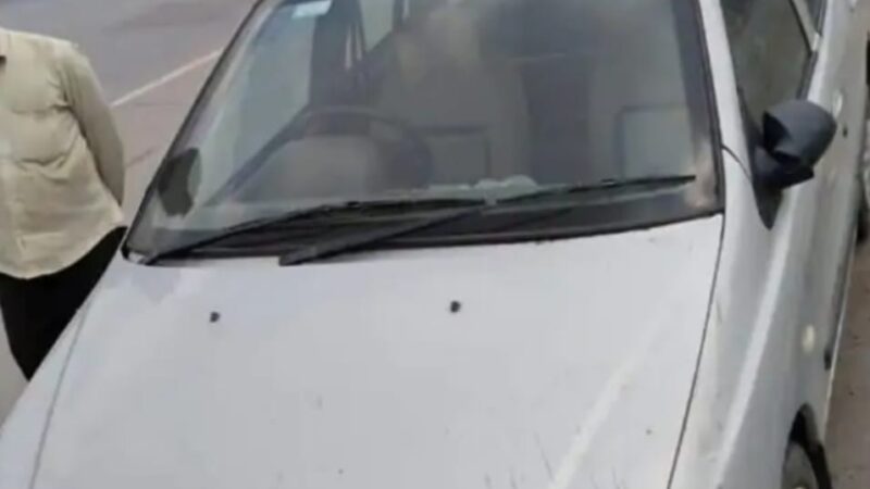 मिर्जामुराद : हाइवे पर मिली लावारिस टाटा इंडिगो कार