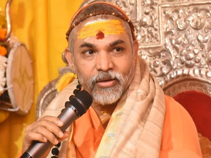 मथुरा : गौरक्षक ‘फरसा वाले बाबा’ की दुखद मृत्यु पर अविमुक्तेश्वरानंद  ने यूपी सरकार से की सख्त कार्रवाई की मांग