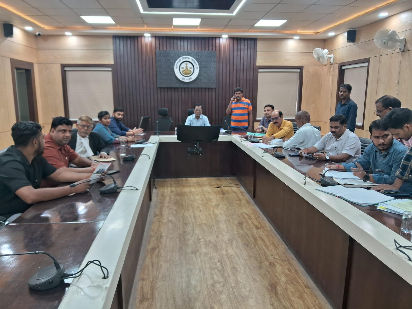 वाराणसी में वी़डीए का रजिस्ट्री कैंप, सरल प्रक्रिया से काम पूरा