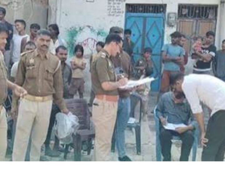 कौशांबी : जमीन बंटवारे के विवाद में दो सगे भाइयों ने कुल्हाड़ी से की पिता की हत्या