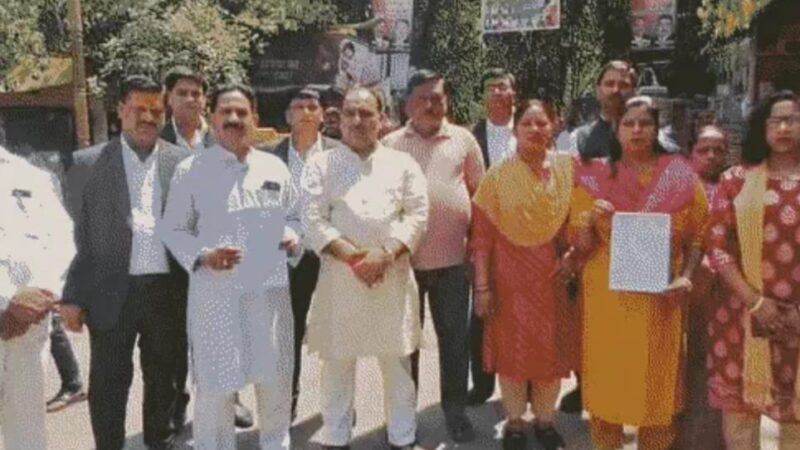 कानपुर में काशी की नाबालिग बेटी से सामूहिक दुष्कर्म में महिला कांग्रेस का जोरदार प्रदर्शन, दोषियों को फांसी की मांग