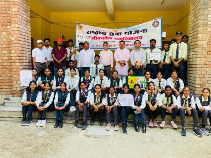 ट्रैफिक सिग्नल पर रुकें तो वाहनों के इंजन बंद कर दें : अनिता सिंह