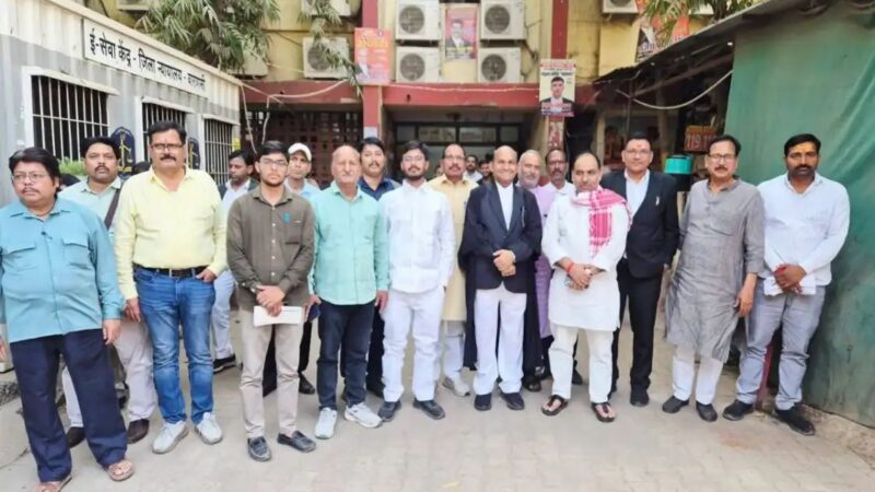 वाराणसी : 16 वर्ष पुराने मामले में सात कांग्रेसी बरी, महानगर अध्यक्ष  ने जताई खुशी