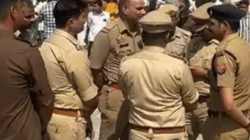 कोचिंग जा रही 11वीं की छात्रा को ट्रक ने रौंदा, 25 फीट तक घिसटती गई; चालक की पिटाई के बाद पुलिस ने किया गिरफ्तार