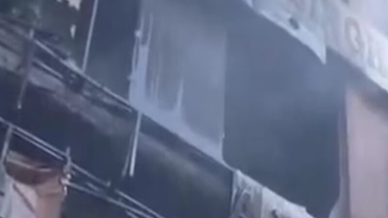 दिल्ली के पालम में भीषण आग: 3 मंजिला इमारत में 9 की मौत, 10 लोगों का रेस्क्यू