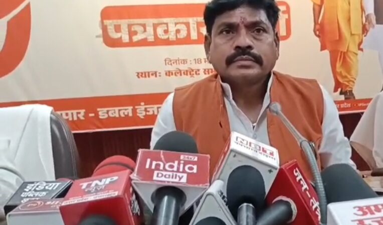 9 साल की उपलब्धियों पर मंत्री असहज, ‘पांच काम गिनाने में लगेगा समय’