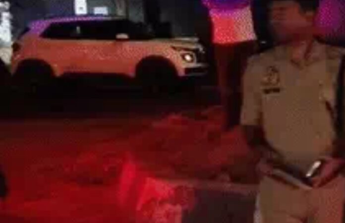 लखनऊ: नाना-नानी से मिलाने आए दामाद की पीट-पीटकर हत्या, पत्नी भी घायल