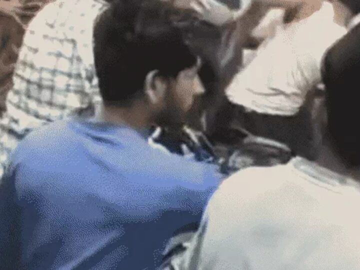 गोरखपुर में पेट्रोल को लेकर मारपीट, वीडियो वायरल