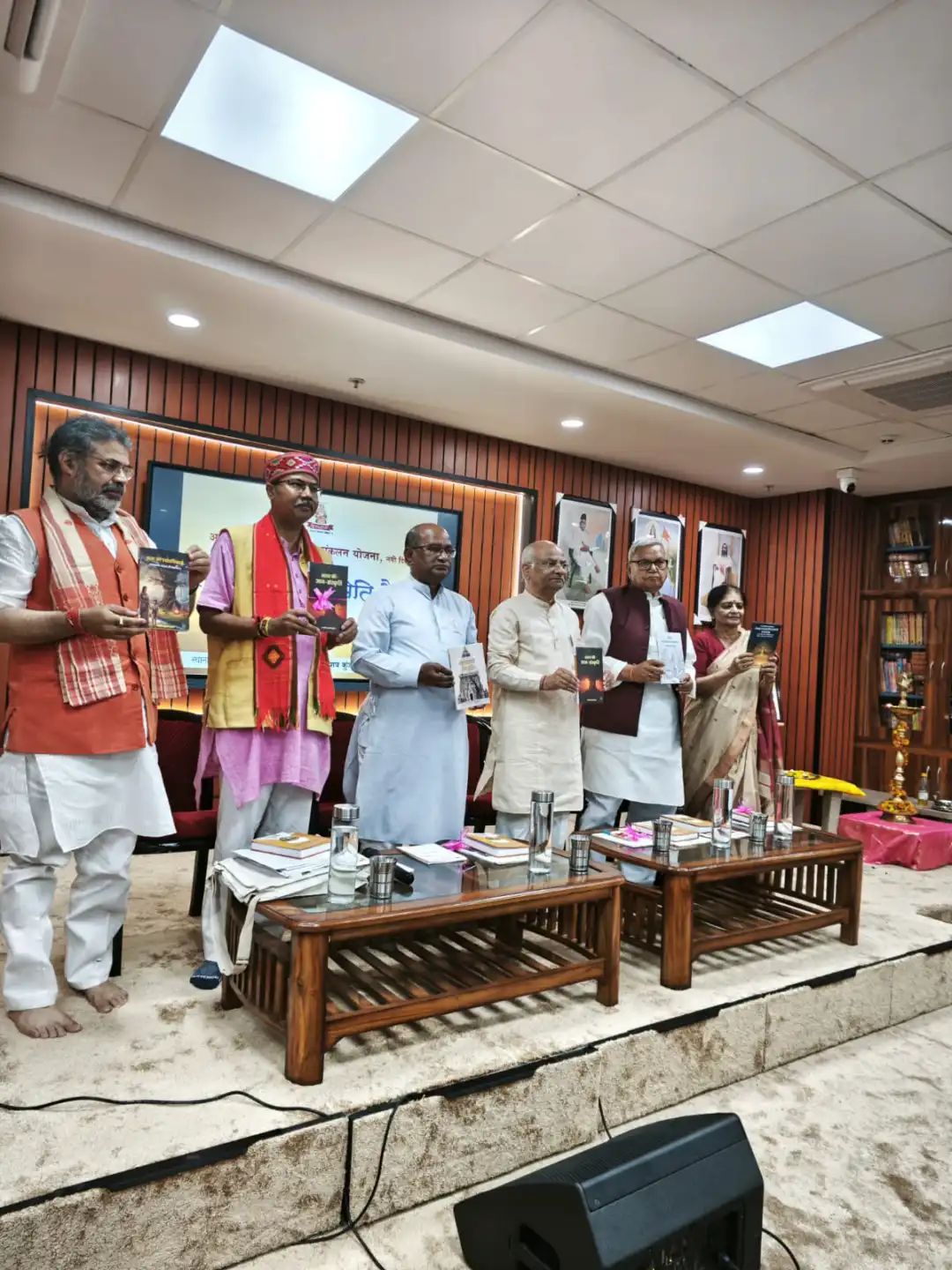 नई दिल्ली में प्रो. रजनीश कुमार शुक्ल की पाँच पुस्तकों का लोकार्पण