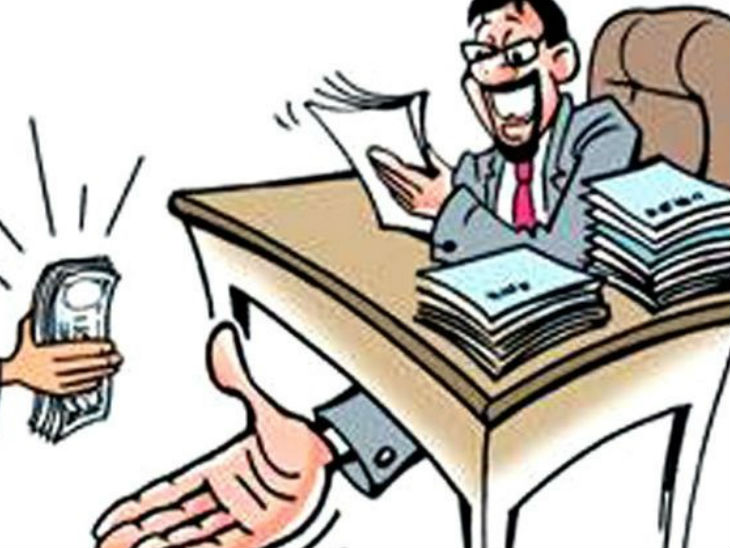 ब्रेकिंग: रिश्वत मांगने घर पहुंचा SOC का पेशकार, रकम न देने पर उलट दिया फैसला!