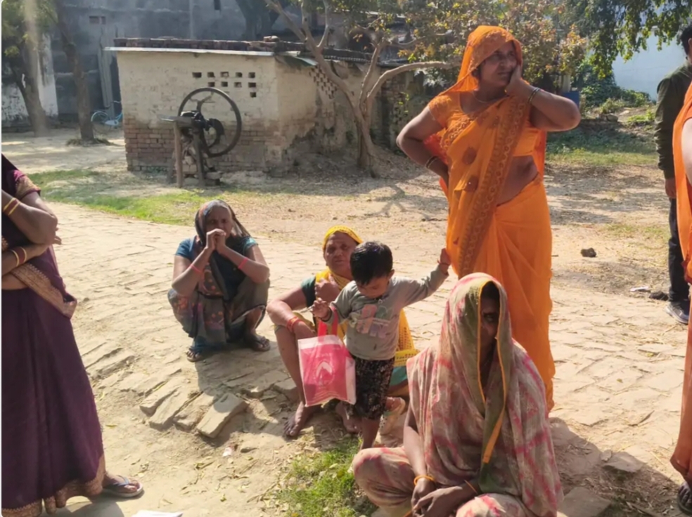 बड़ागांव : जमीन विवाद में महिला पर घर में घुसकर हमला, टूटी उंगली   6 पर केस