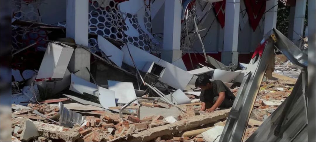 इंडोनेशिया में 7.6 तीव्रता का शक्तिशाली भूकंप, एक की मौत, सुनामी चेतावनी जारी