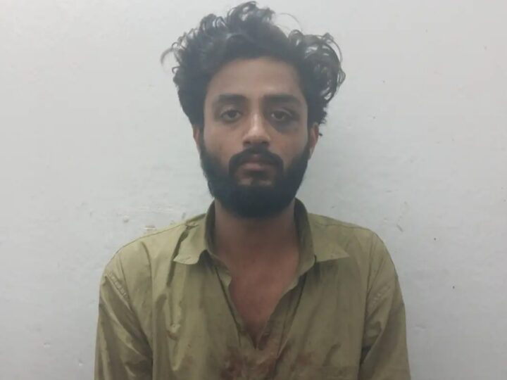 सारनाथ बाइक हटाने को कहने पर पुलिसकर्मी पर तीन युवकों का हमला